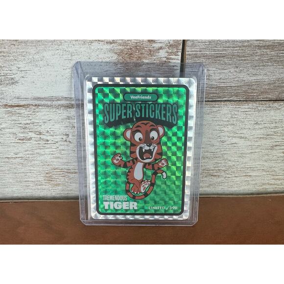 SEE PHOTO Veefriends Road to Veecon Tremendous Tiger Green Ice Super Sticker+Pin - Picture 2 of 12